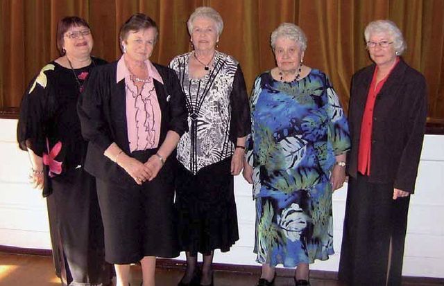Styret i jubileumsåret. Fra venstre: Marit Nilsen, Tina Rønning, Olaug Arnseth, Solveig Sagen og Else Dreier.