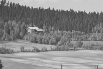 Einarsrud 31/7 Bergesidevegen 399. Foto Widerøe AS 1958.