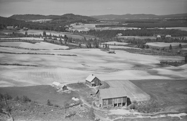 Skogstad 22/23 Lauvlivegen 126. (